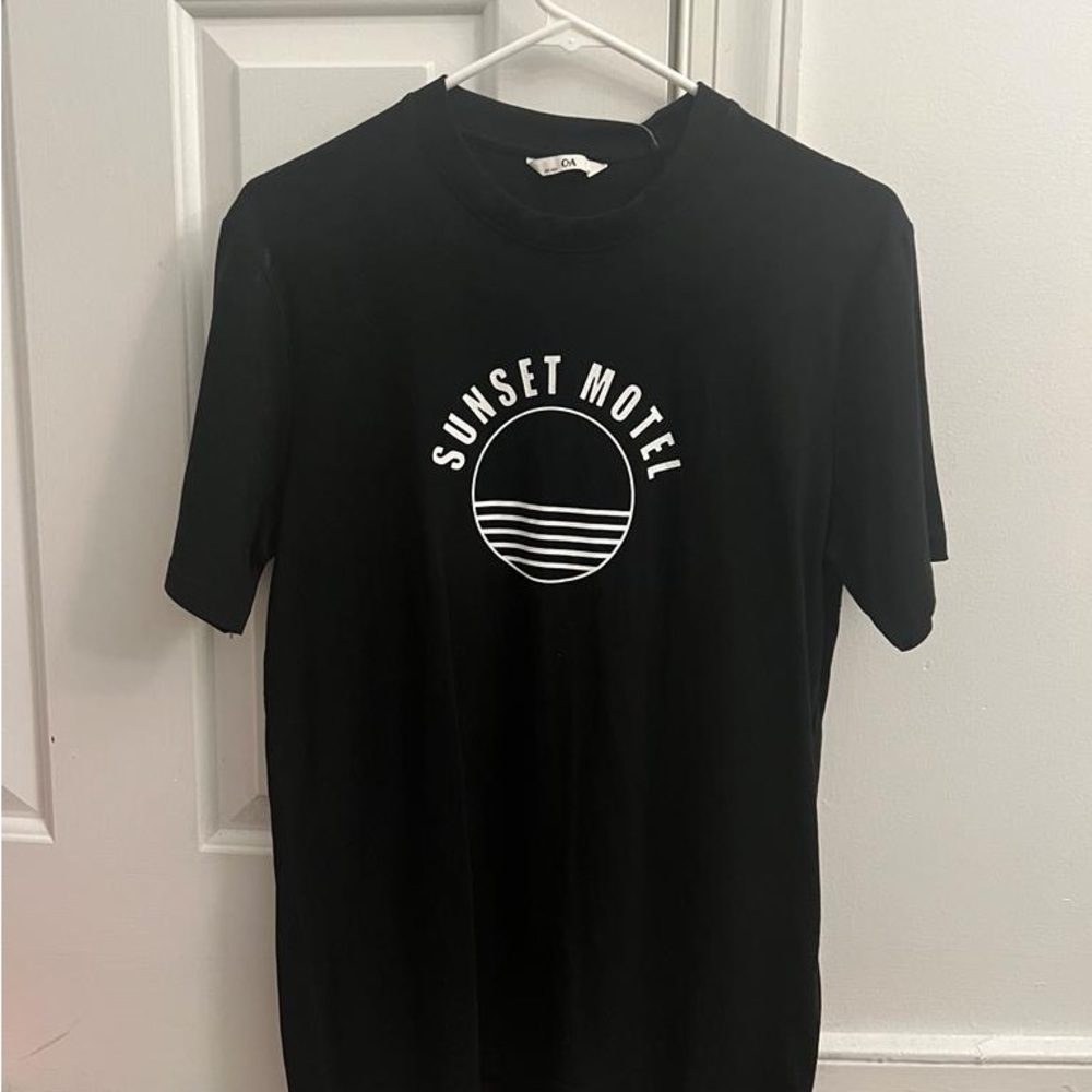 Sunset Motel Tee